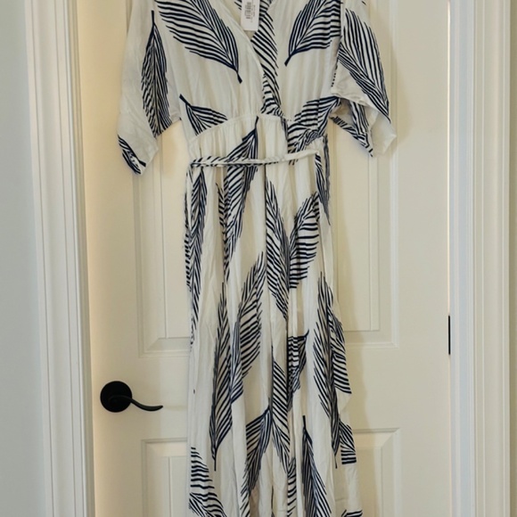 Brand new. Didn’t have time to get hemmed. - Picture 3 of 3